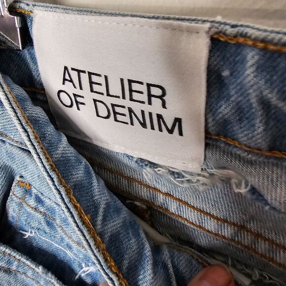 NWOT Frame Atelier Blue Light Wash Ankya Low Rise Flare Shredded Denim Jean 25 - Picture 8 of 10